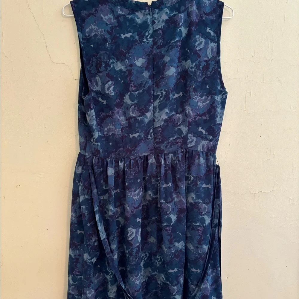 Blue and purple sleeveless dress lined cut outs across the chest size M - Picture 2 of 4